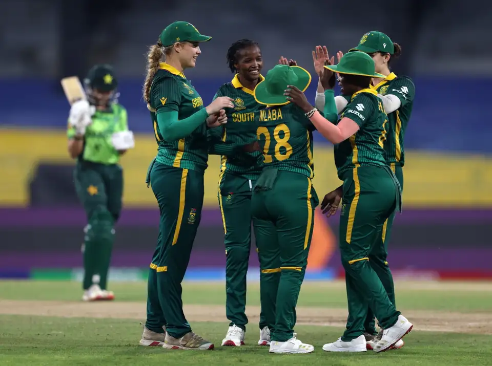 SA-W vs PAK-W पहला T20I हाइलाइट्स: कायला रेनेके के फाइव-स्टार स्पेल ने साउथ अफ्रीका को पावर दी