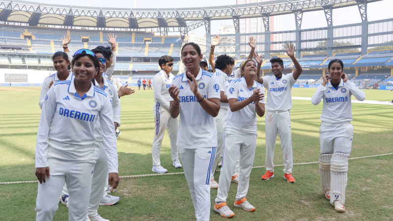 IND W vs AUS W Day 1 हाइलाइट्स: ऑस्ट्रेलिया 96/3 पर, पहले दिन भारत की बढ़त