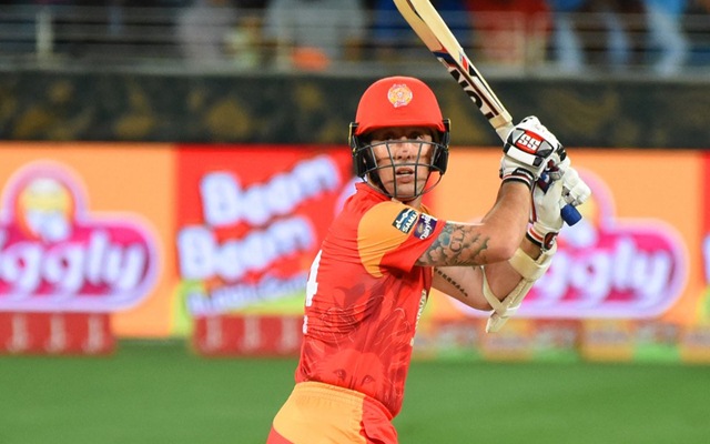 New Zealand coaches Ronchi and Oram to leave for PSL despite international commitments