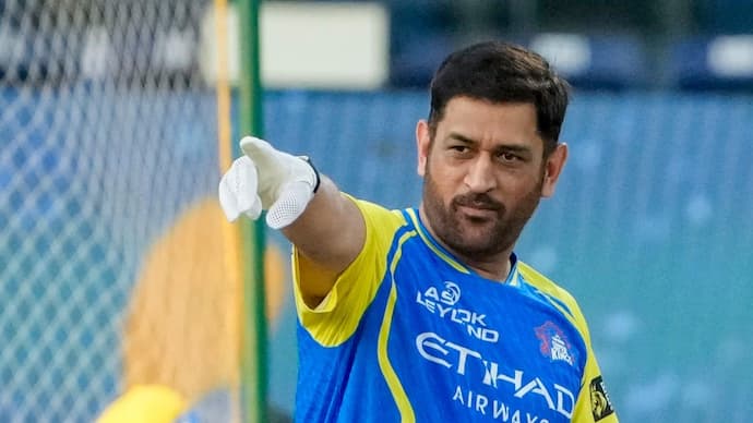 ఐపీఎల్ 2026 ప్రారంభ మ్యాచ్‌లకు ధోనీ దూరం – చెన్నైకు భారీ దెబ్బ