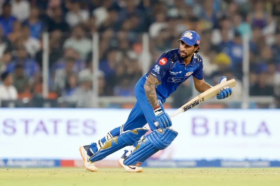 ముంబై ఇండియన్స్ ఘన విజయం గుజరాత్ టైటాన్స్ పై టిలక్ వర్మ శతకం