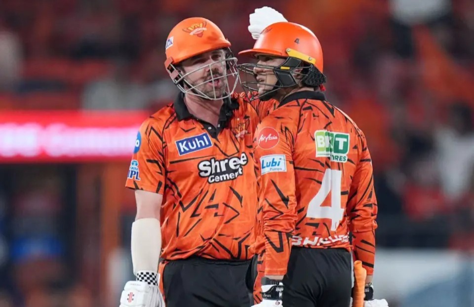 SRH vs DC: सनराइजर्स हैदराबाद की दमदार बल्लेबाजी, दिल्ली के सामने चुनौतीपूर्ण लक्ष्य