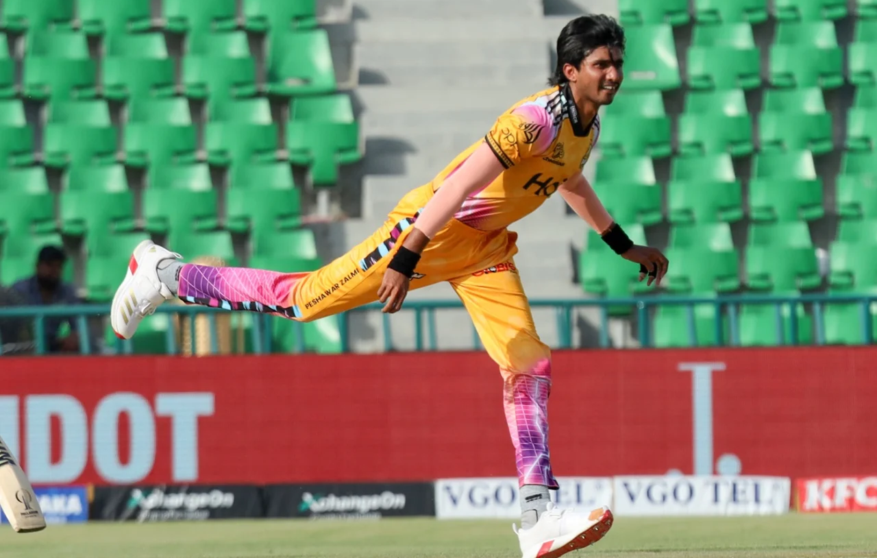Zalmi’s young pacer Ali Raza becomes the youngest PSL player to bag a hat-trick