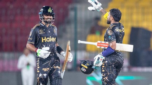 PSL 2026 के सांख्यिकीय लीडर्स: सर्वाधिक रन और सर्वाधिक विकेटों की रेस