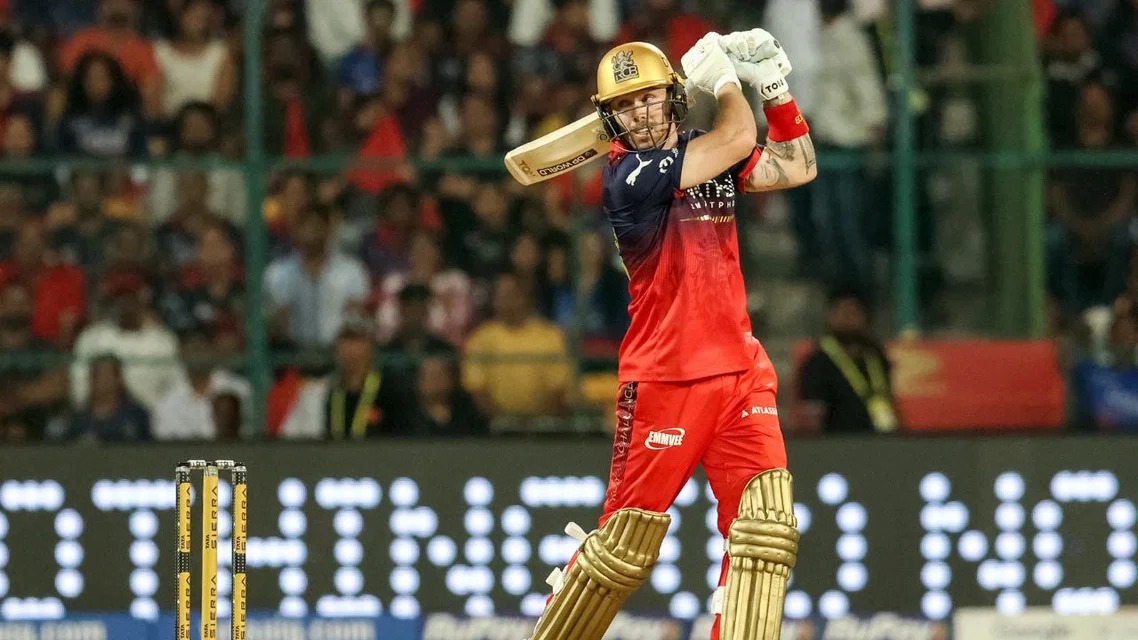 ఆర్‌సీబీ స్టార్ సాల్ట్ స్కాన్ల కోసం యుకేకు – రీప్లేస్‌మెంట్ ఆలోచనలో జట్టు