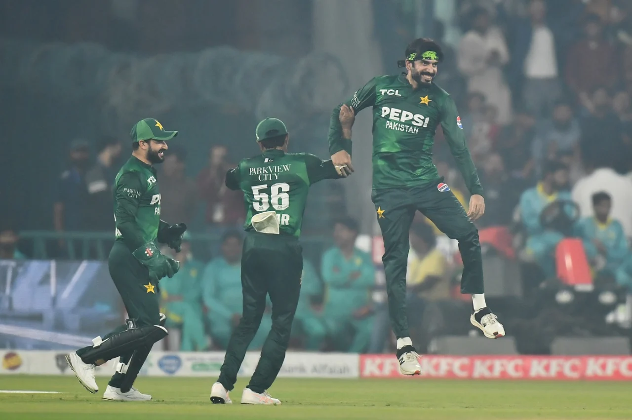 Warwickshire rope in Usman Tariq for 2026 T20 Blast