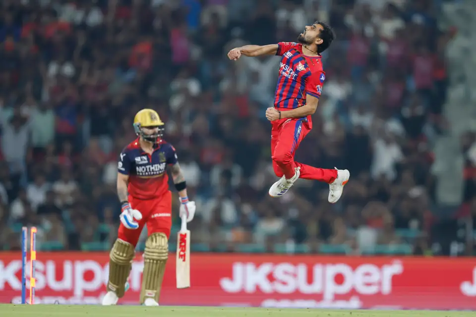 LSG बनाम RCB, IPL 2026: रोमांचक मुकाबले में लखनऊ ने बेंगलुरु को हराया, प्लेऑफ की दौड़ में हलचल मचाई