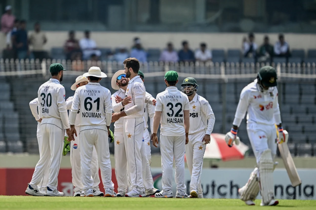Ban vs Pak: Pakistan cap two debutants in a fast-bowling packed XI for the 1st Test