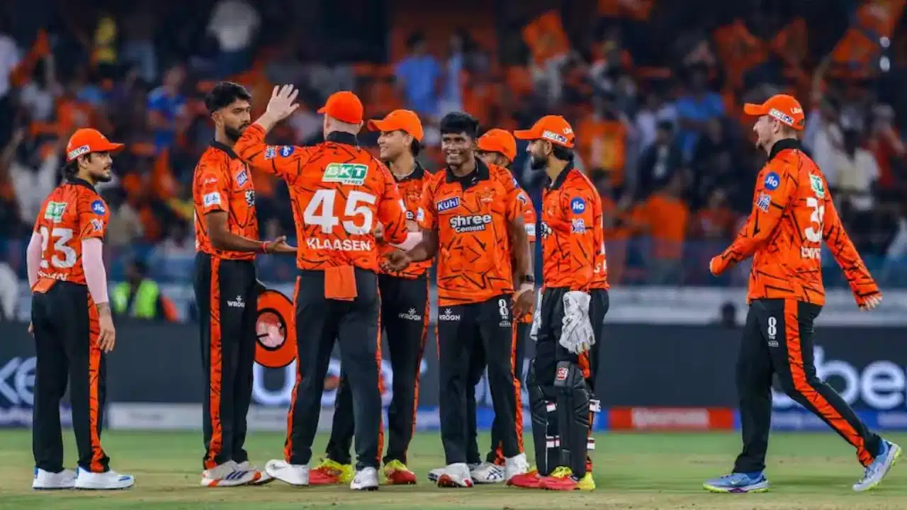 CSK vs SRH Highlights: सनराइजर्स हैदराबाद ने चेपॉक में 5 विकेट से जीत दर्ज कर IPL 2026 प्लेऑफ में अपनी जगह पक्की की।