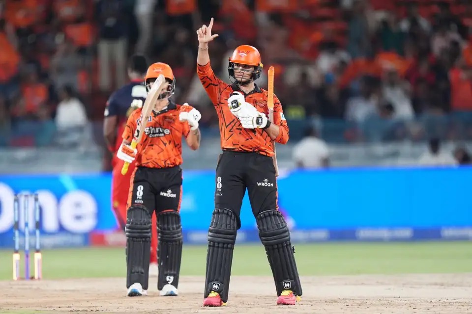 SRH vs RCB మ్యాచ్‌లో సన్‌రైజర్స్ హైదరాబాద్ చరిత్ర సృష్టించింది