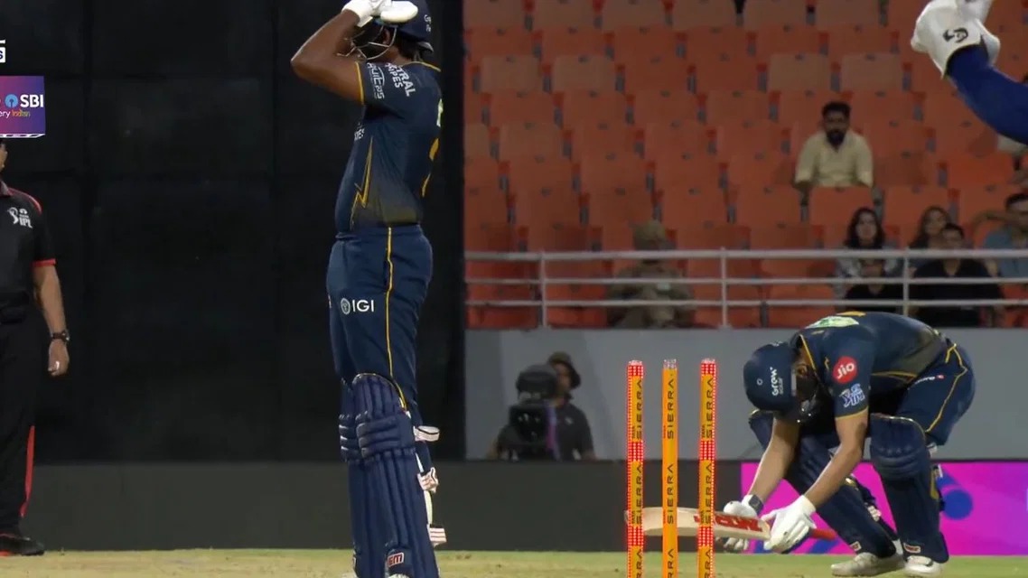 IPL 2026 কোয়ালিফায়ার 2-এ সাই সুদর্শনের নাটকীয় হিট উইকেট আউট