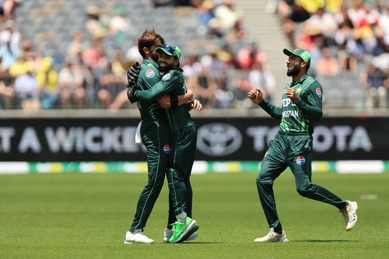 Shaheen dismisses reports of Rizwan's exclusion from World Cup discussion
