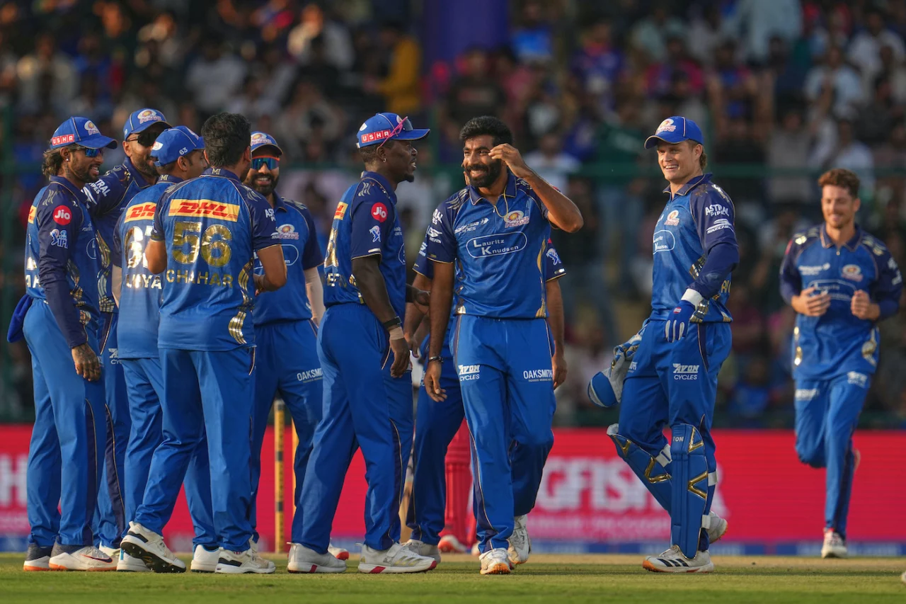 ముంబై ఇండియన్స్‌లో కొత్త కలకలం.. హార్దిక్ కంటే డ్రెస్సింగ్ రూమ్ వ్యవహారాలపైనే ఆందోళన!