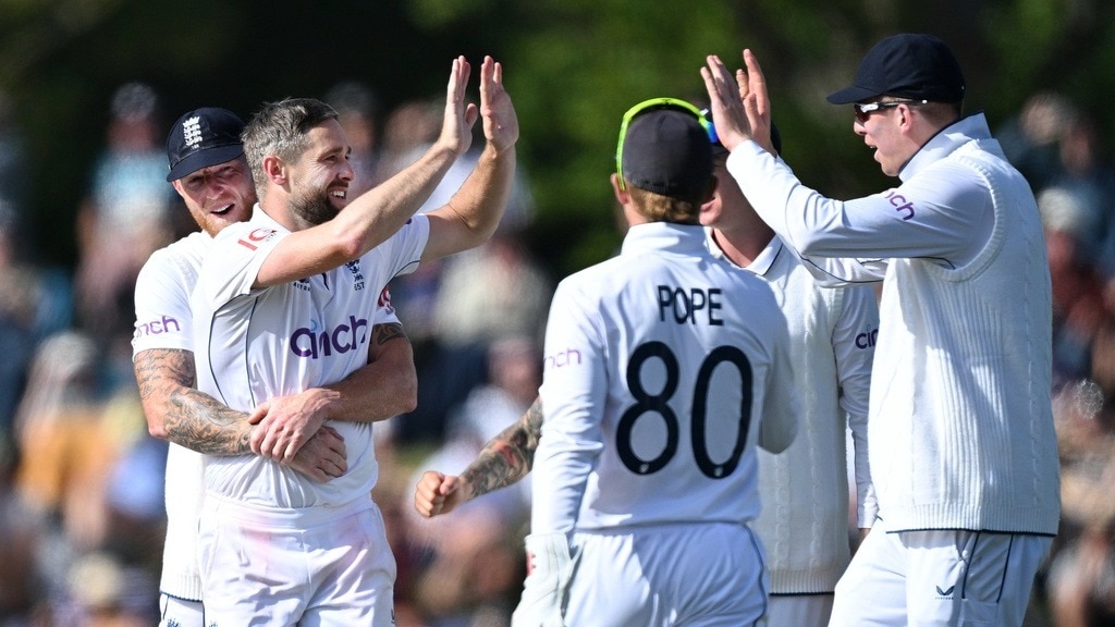 ENG vs NZ पहला टेस्ट: गेंदबाजों का कहर, तीसरे दिन इंग्लैंड जीत के बेहद करीब पहुंचा