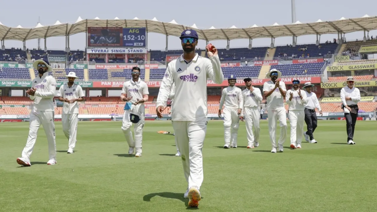 मानव सुथार ने टेस्ट डेब्यू पर इतिहास रचा, अफ़गानिस्तान के ख़िलाफ़ 6 विकेट लिए