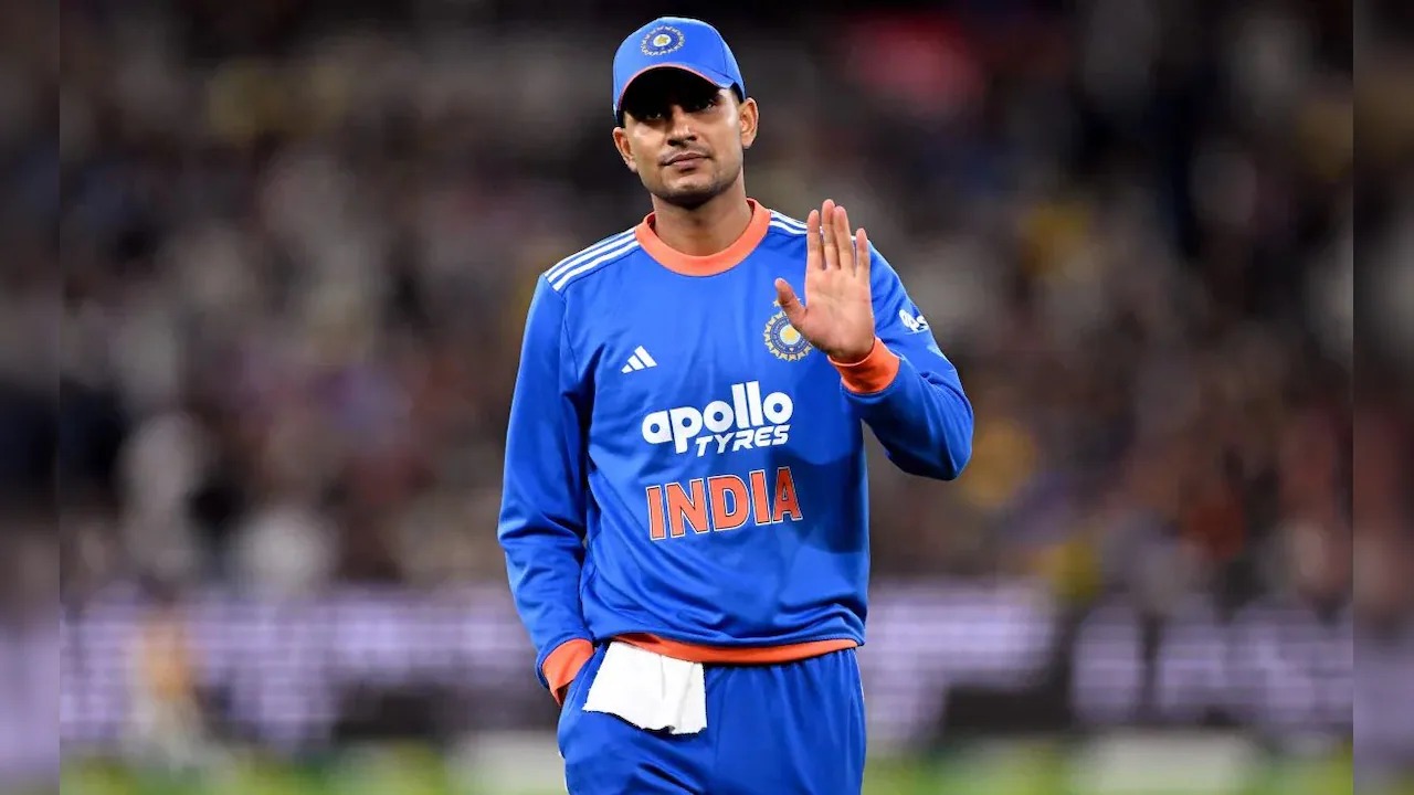 শুভমান গিলের ODI ক্রিকেটে উত্থান: অধিনায়কত্ব, লখনউয়ে শতরান এবং ২০২৭ বিশ্বকাপের স্বপ্ন