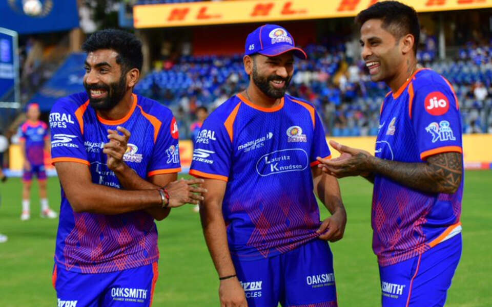 IPL 2027 से पहले मुंबई इंडियंस की कप्तानी पर बड़ा सवाल