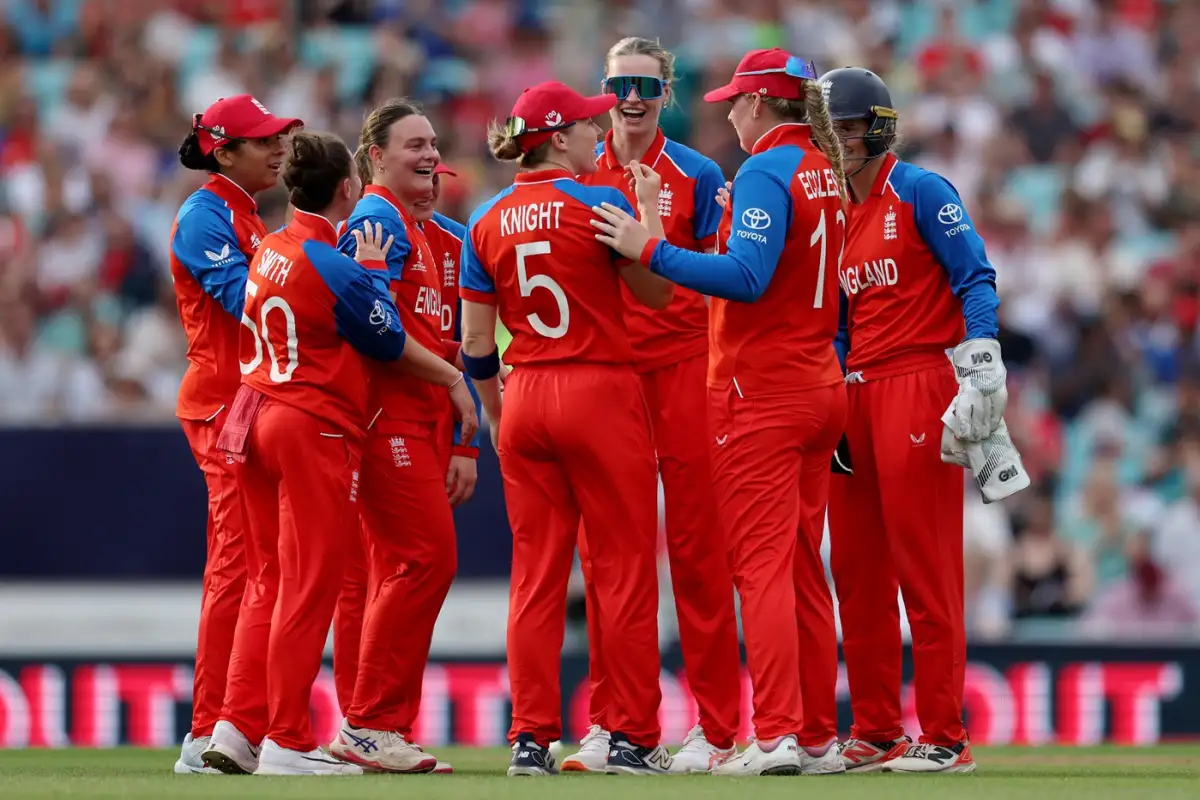 ENG-W vs SA-W हाइलाइट्स: इंग्लैंड 40 रन से जीता, महिला टी20 विश्व कप फाइनल में