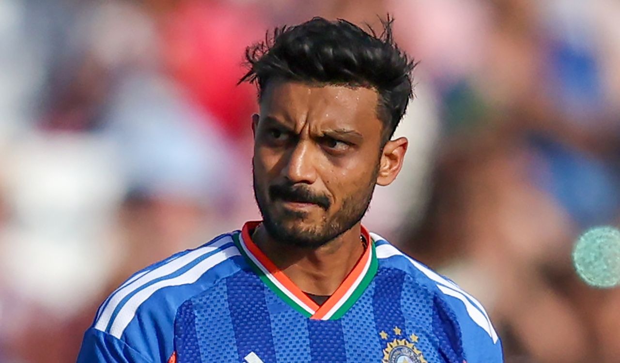 ভারতীয় ক্রিকেটে নতুন ইতিহাস, টি-টোয়েন্টিতে ১০০ ম্যাচ ও ১০০ উইকেটের অনন্য নজির গড়লেন অক্ষর প্যাটেল