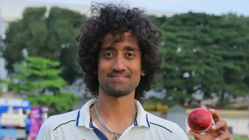 ఇంగ్లండ్ పరిస్థితుల్లో మరోసారి తన సత్తా చాటేందుకు సిద్ధమైన సాయి కిషోర్