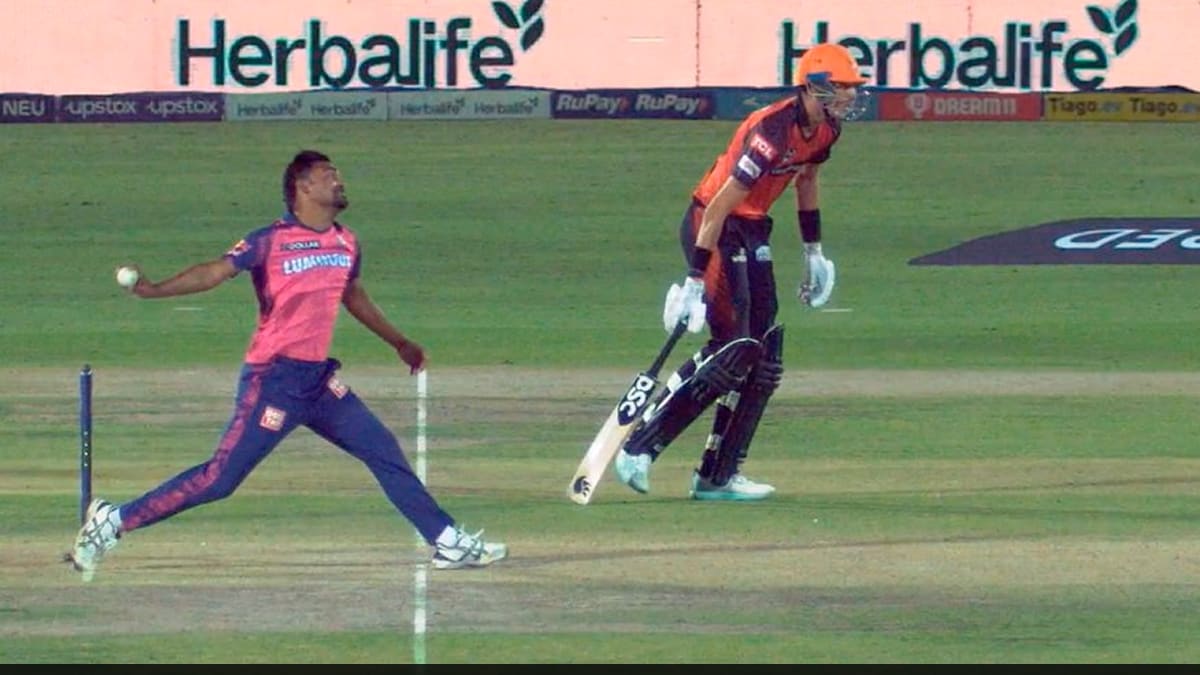 What is the free hit rule in cricket and why does it matter so much in IPL finishes?
