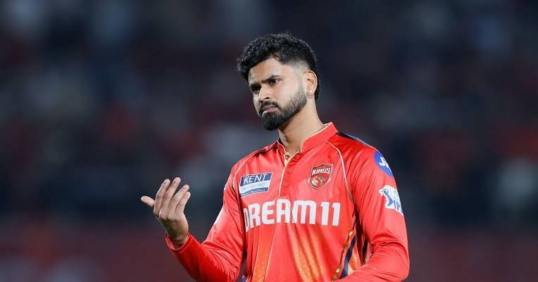  శ్రేయస్ అయ్యర్ నాయకత్వ శైలి IPL జట్టుకు మధ్య ఓవర్లలో ఎలా దిశనిస్తుంది?